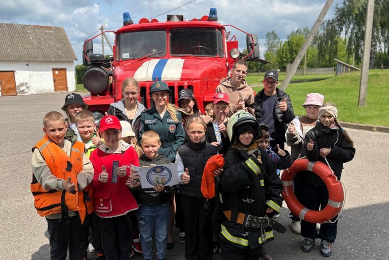 Деречинская школа окунулась в мир безопасности