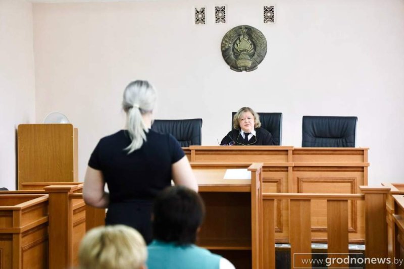 Судебное разбирательство в Зельве мать требует вернуть детей но за пять лет накопила долг по алиментам