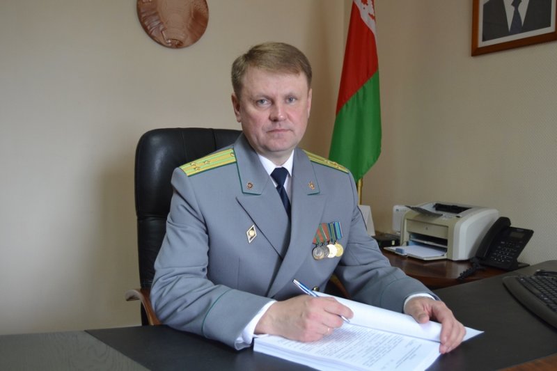 На страже закона и справедливости О направлениях деятельности прокуратуры рассказывает прокурор Зельвенского района Виталий Бабарика