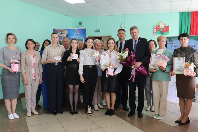 Отчёт о работе и избрание нового председателя  в Зельве прошла конференция районной организации Белая Русь