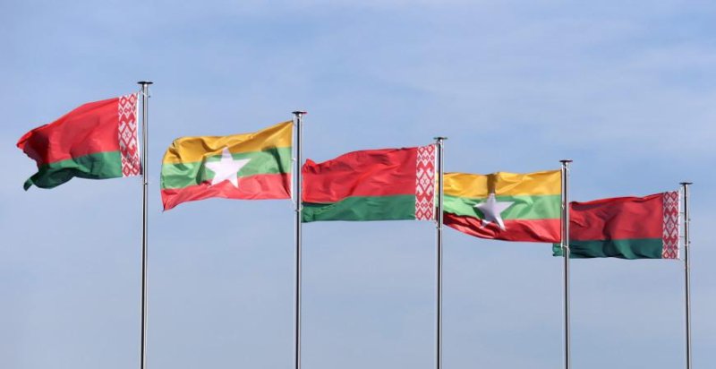 Александр Лукашенко провел встречу с премьерминистром Мьянмы