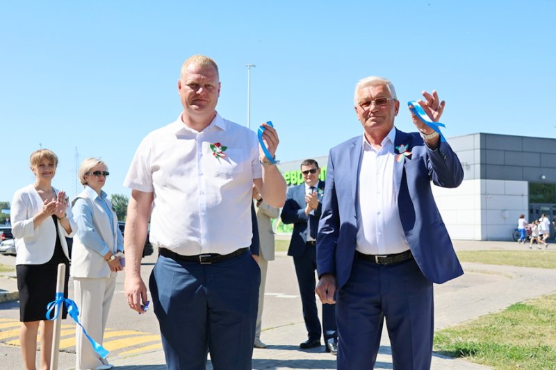 В микрорайоне Северный открыли сквер  подарок ко Дню Независимости