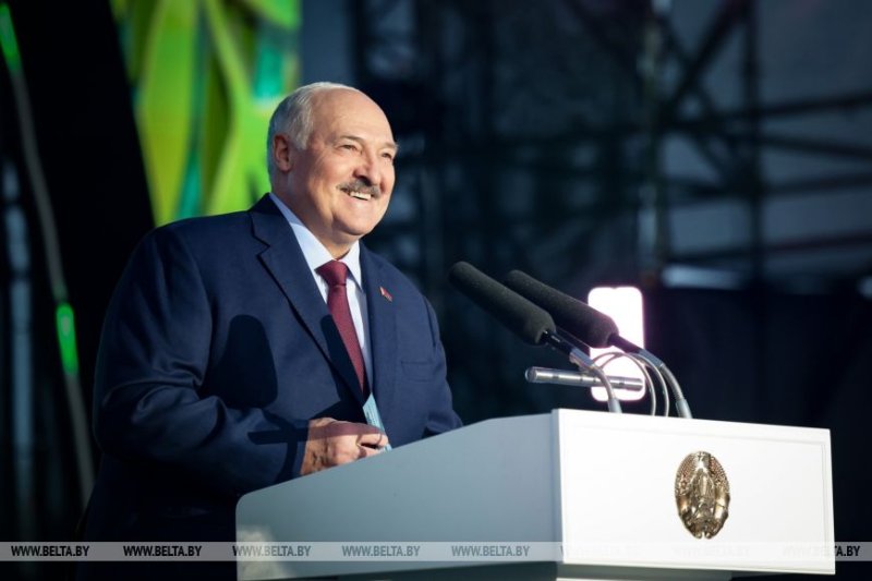 Лукашенко на празднике Купалье белорусы  нация с древней историей