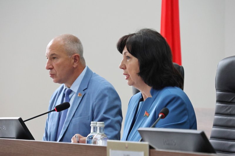 В Зельве проходит заседание с участием председателя Совета Республики Национального собрания Натальи Кочановой