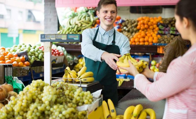 Представьтесь пожалуйста Почему у всех продавцов должен быть бейдж
