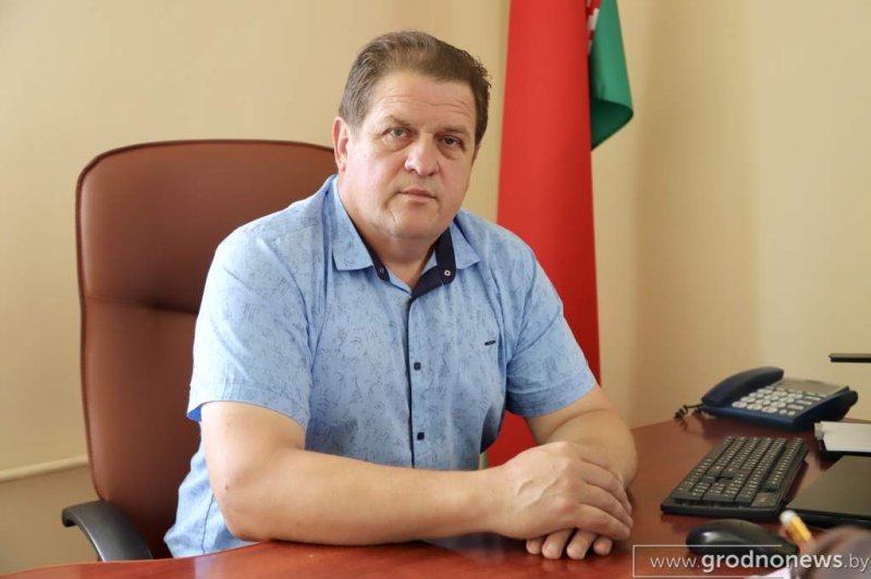 Живет деревня Как председатель Деречинского сельсовета с местными жителями поднимает село