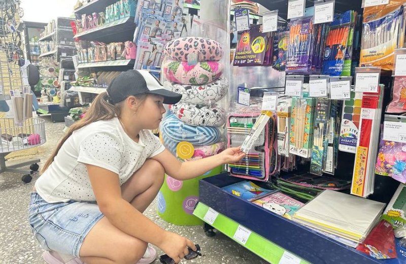 Зельвенщина в предвкушении знаний Школьная ярмарка начала работу