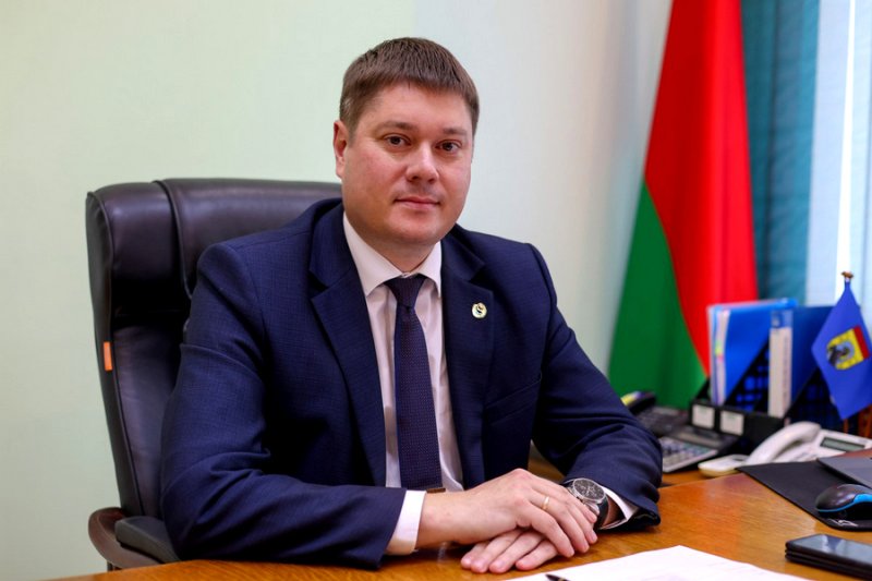 Глава района Денис Ольшевский приветствует земляков и гостей  Анненского кирмаша