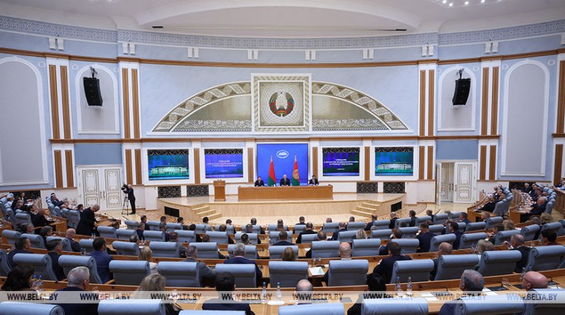 Александр Лукашенко Экономика и банковский сектор Беларуси пережили беспрецедентные вызовы