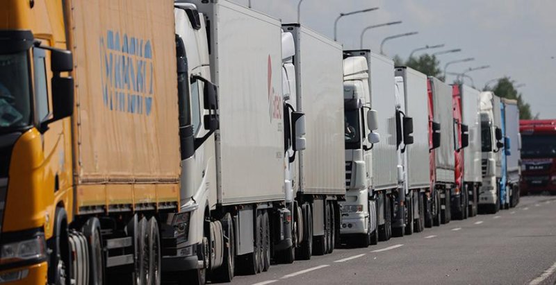 Для максимального пропуска автомобилей Белорусская таможня на границе с Польшей усилила смены