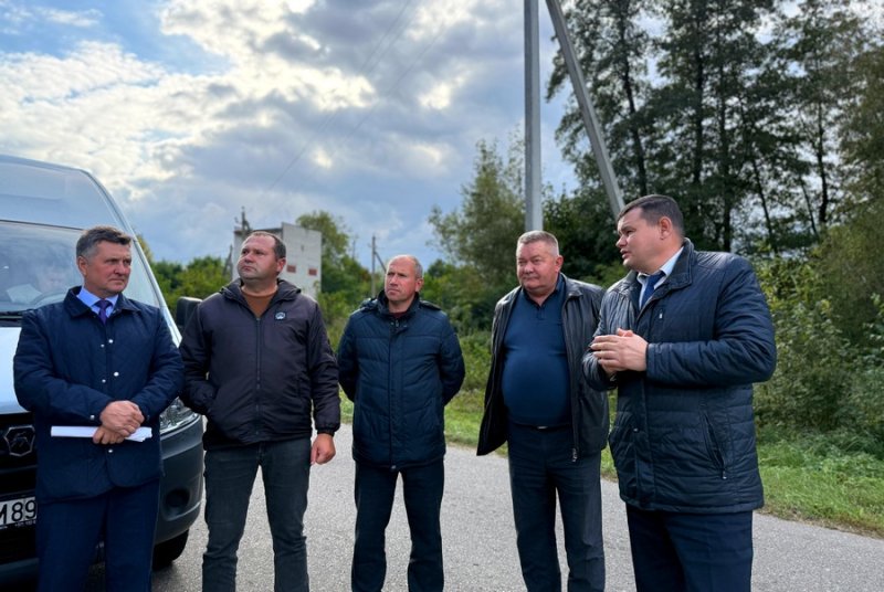 Трудятся толокой Как поддерживается порядок в населенных пунктах Зельвенского и Кремяницкого сельсоветов