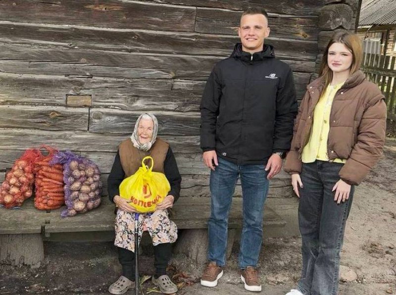 Специалисты состоящие в перспективном кадровом резерве райисполкома провели благотворительную акцию