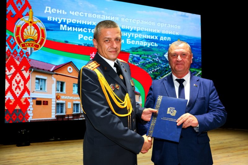 Как в Зельве отметили День чествования ветеранов органов внутренних дел  Республики Беларусь