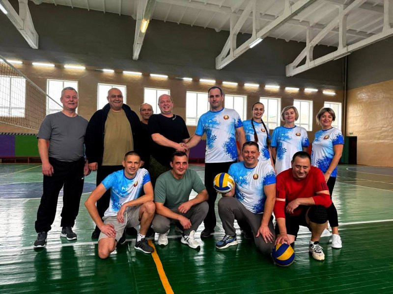 В турнире по волейболу соревновались представители военных комиссариатов