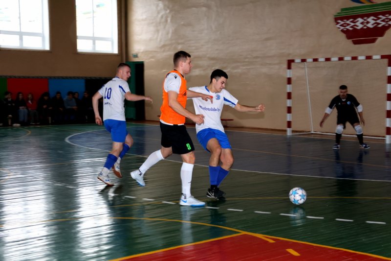 Как завершился первый домашний матч по минифутболу