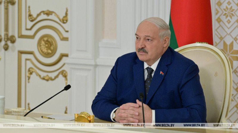 Александр Лукашенко на заседании Президиума ВНС озвучил повестку предстоящего собрания