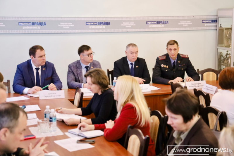 Прессслужбы и редакции региональных СМИ обсудили новые возможности сотрудничества