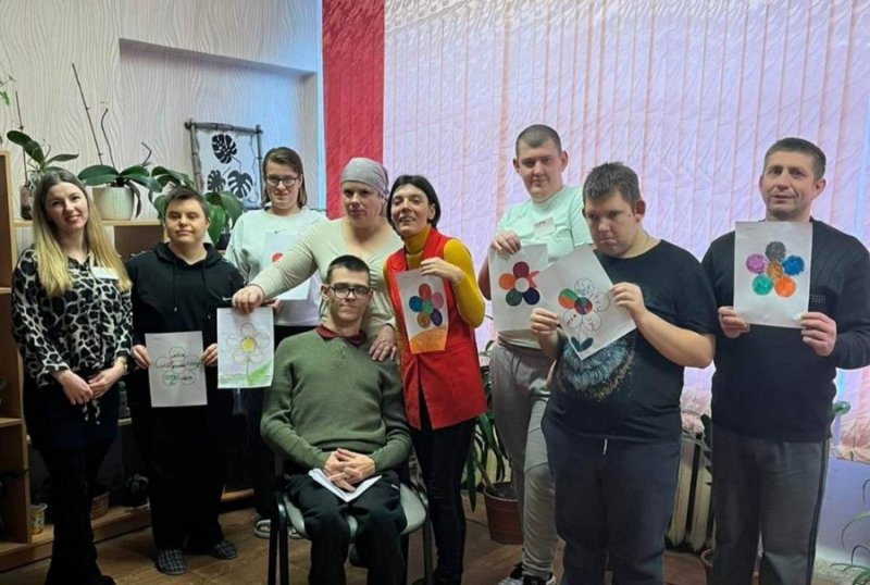 Мы снова вместе Посетители отделения центра социального обслуживания населения поучаствовали в тренинге