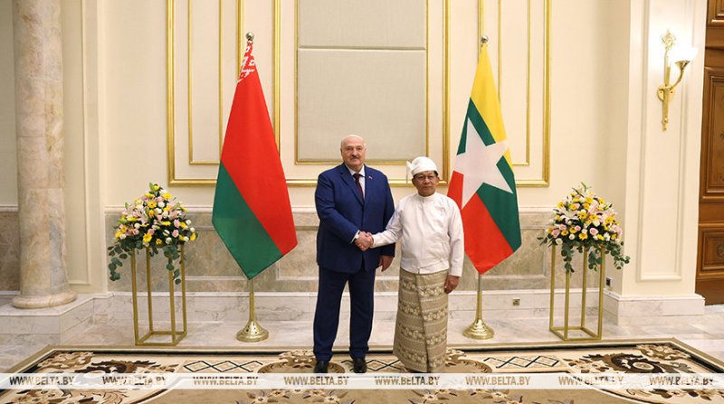 Александр Лукашенко в Беларуси есть все чтобы технологически Мьянма могла подняться на ступень выше