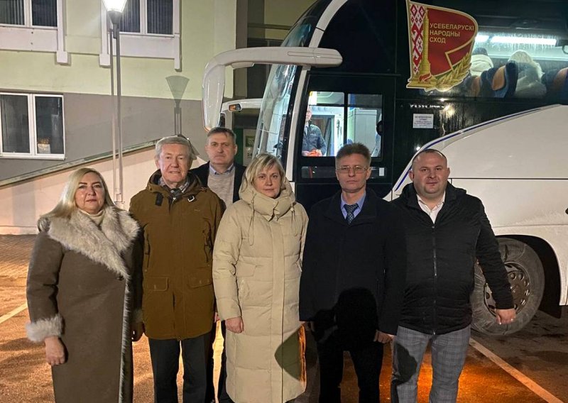 Делегация Зельвенского района отправилась на ВНС