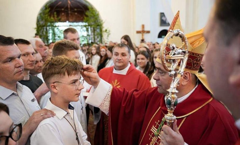 Раство  католка Бскуп Уладзмр Гуляй паведа пра духоны  фласофск сэнс свята