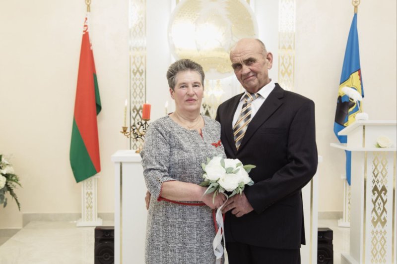 Полвека вместе  декабря супруги Алина и Владимир Марцуты из агрогородка Бородичи отметили золотую свадьбу