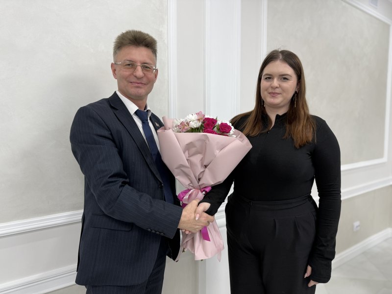 Новый лидер Как прошла встреча руководства района с советом работающей молодежи