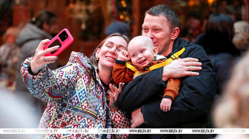 Какая она  белорусская женщина несколько интересных фактов от Минтруда и соцзащиты