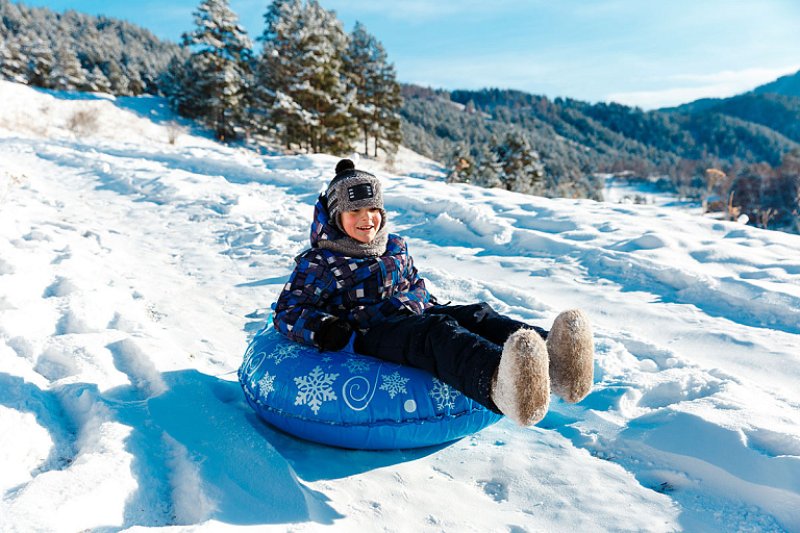 Небезопасное развлечение Как избежать неприятностей катаясь на тюбингах