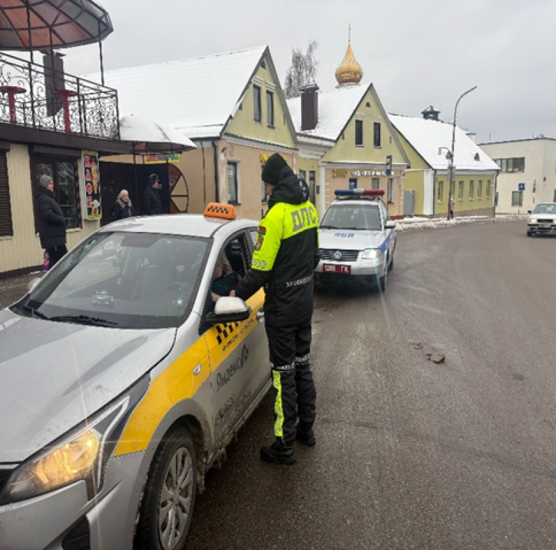 На контроле Госавтоинспекции  перевозки пассажиров автомобилями такси