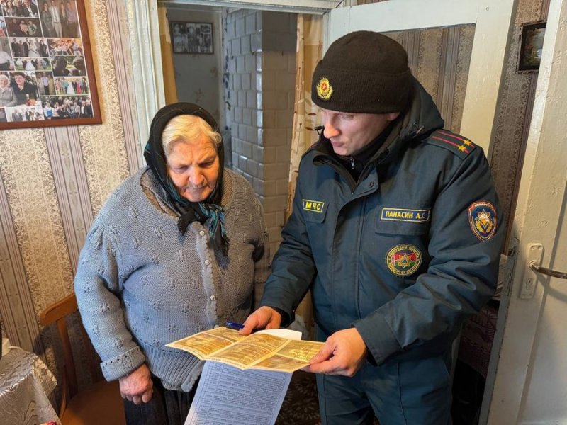 Рассказываем какая пожарнопрофилактическая работа проводится на территории Зельвенского района