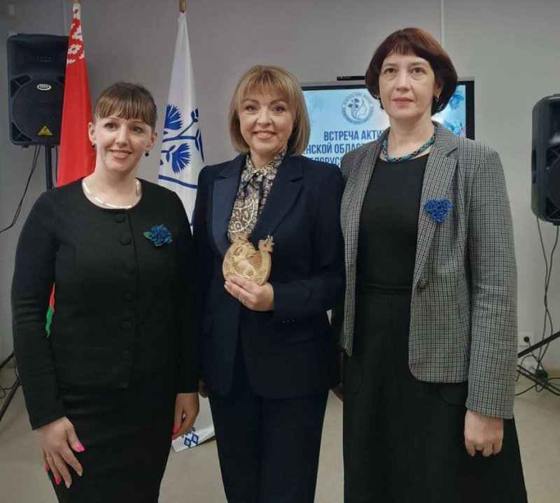 Мастеркласс по работе с фейками планы на год В Доме БСЖ прошла встреча с женским активом Гродненщины