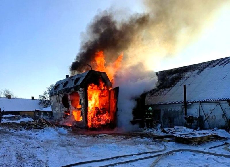 В Деречине горела пилорама