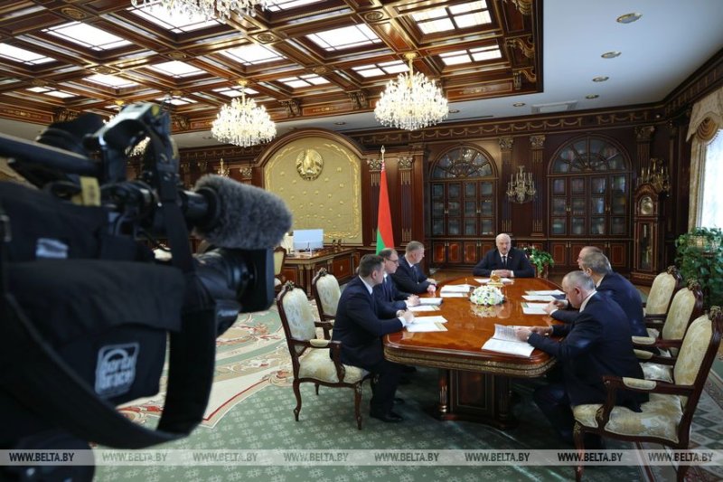 Механизм один  платить за результат Александр Лукашенко о подходах к совершенствованию научной деятельности