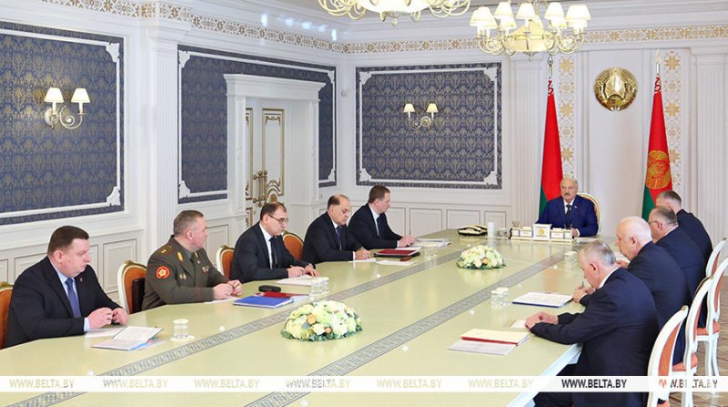 Александр Лукашенко Беларусь к концу года должна иметь собственное производство ходовых боеприпасов