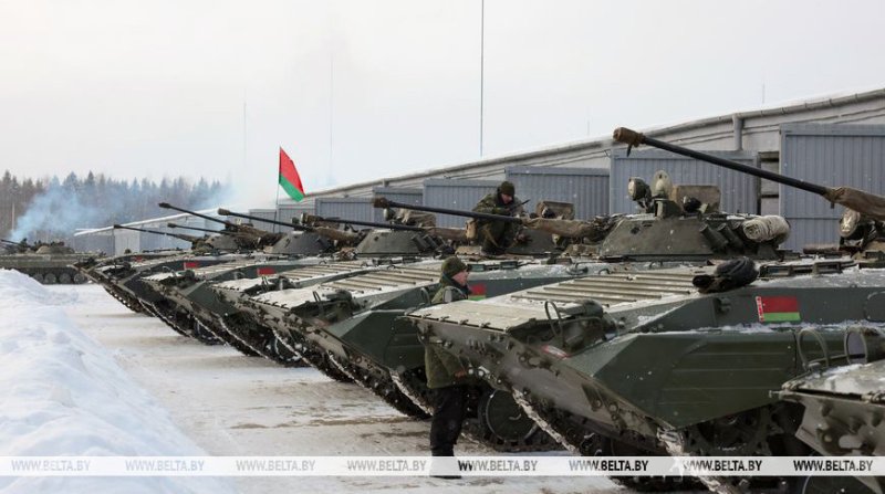 Александр Лукашенко лично проверяет боеготовность Вооруженных Сил