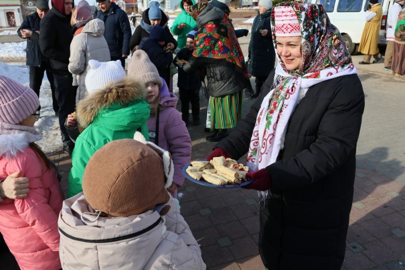 Як у Зэльве Вясну гукал блны карагоды  масленчныя цех