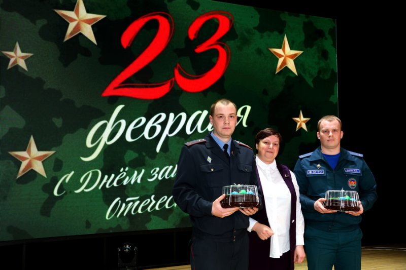 Все поздравления  настоящим мужчинам В Зельве отметили День Защитников Отечества