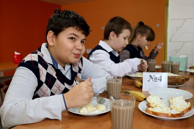 Кормят вкусно и качественно Как организовано питание в столовой Голынковской СШ имени ВФДравицы