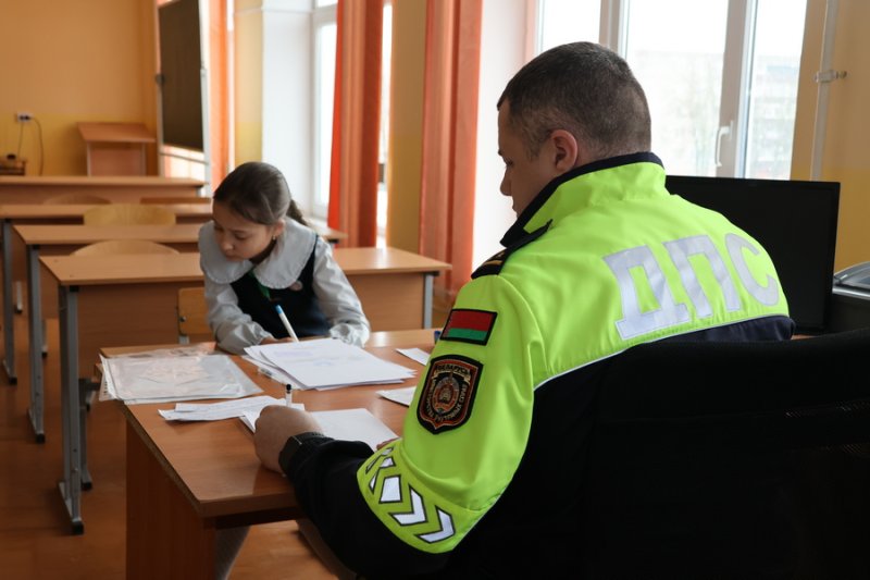 Традиционная районная олимпиада по ПДД прошла в Зельве