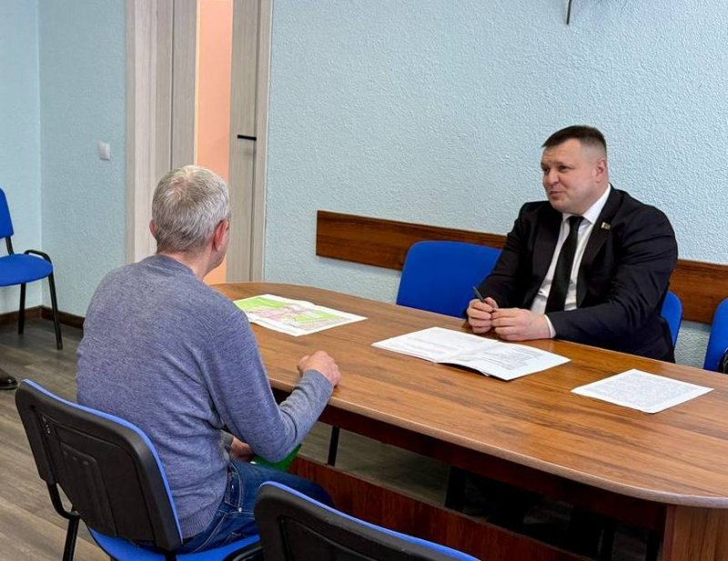 С рабочим визитом Зельву посетил заместитель министра энергетики Республики Беларусь Сергей Адаменко