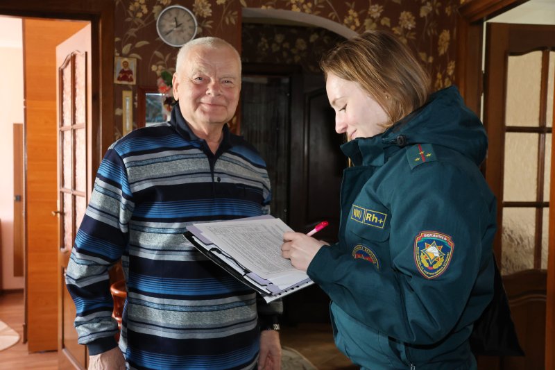 С заботой о безопасности граждан рейды спасателей в Зельвенском сельсовете