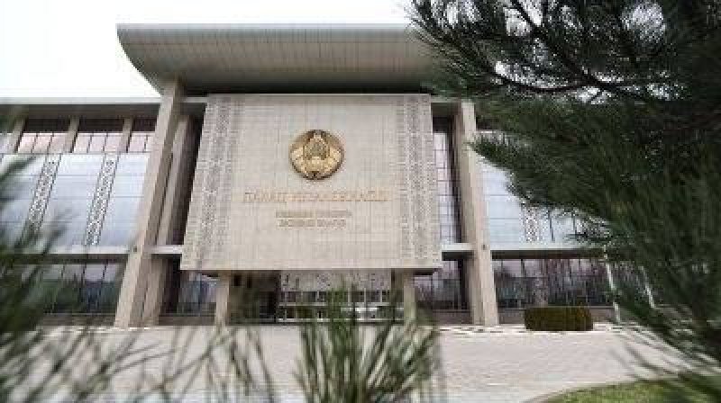 Поздравление работникам бытового обслуживания населения и жилищнокоммунального хозяйства