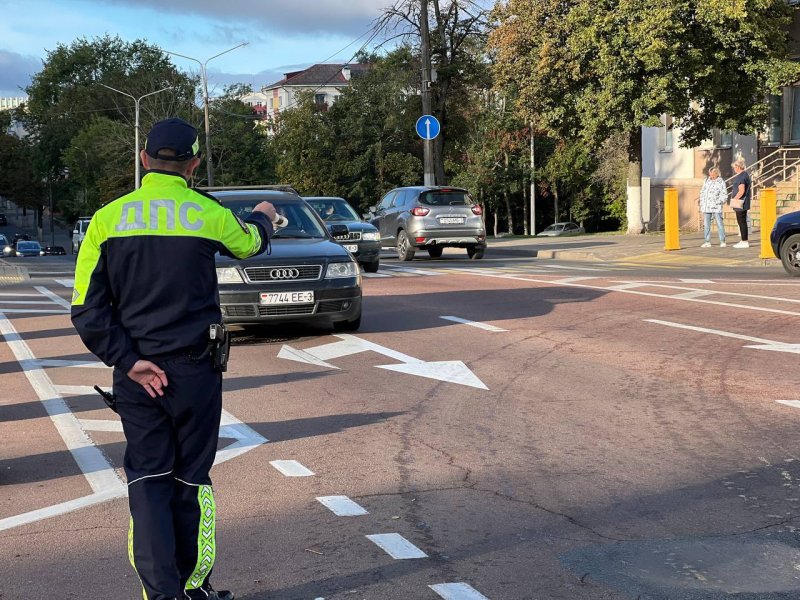 Водителям на заметку усиленный контроль правил проезда перекрестков и пешеходных переходов