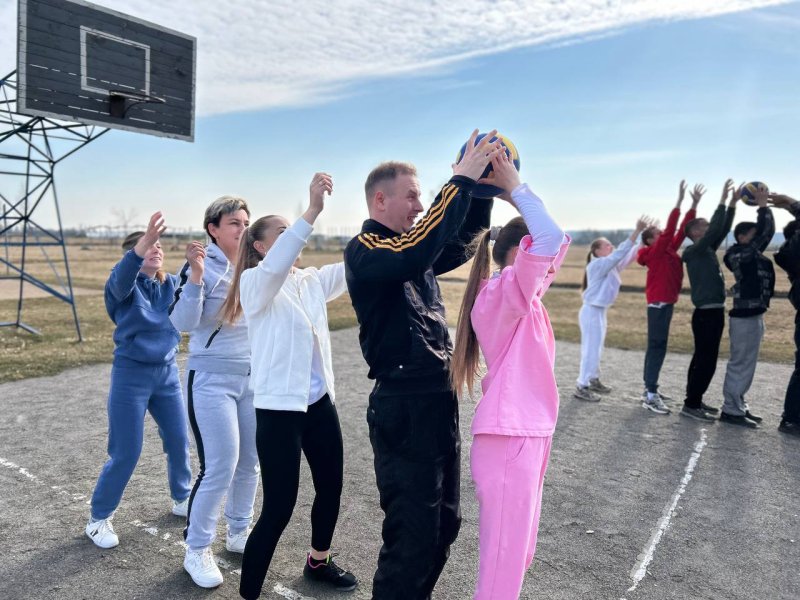Спортивное мероприятие объединило педагогов и учеников Голынковской средней школы имени ВФ Дравицы