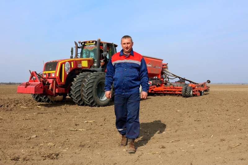 Строго следуют всем технологиям посевной аграрии госпредприятия Голынка