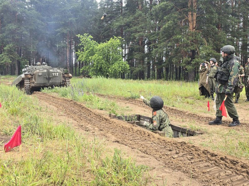 Школьников отправят на учебнополевые сборы