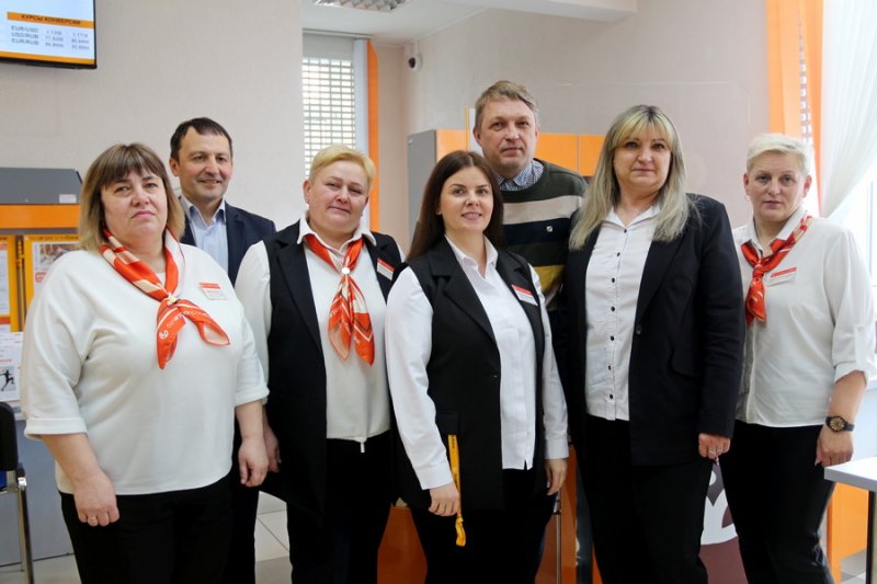 Белагропромбанк празднует летний юбилей Узнали чем живет и как работает коллектив ЦБУ  в Зельве