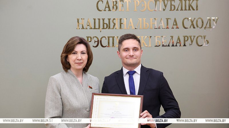 Защищая правду и суверенитет страны Представителям СМИ вручили награды в Совете Республики