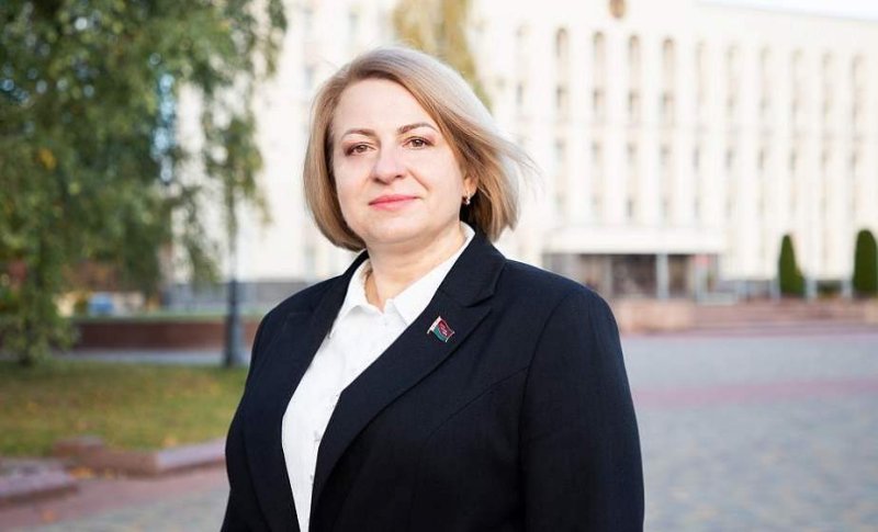 С теплотой в сердце Председатель Гродненского областного Совета депутатов Елена Пасюта вспоминает пионерское детство